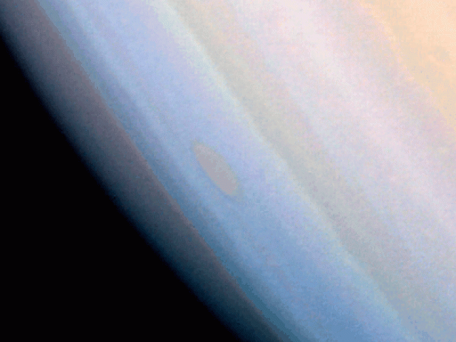 Saturn’s Cloud Tops