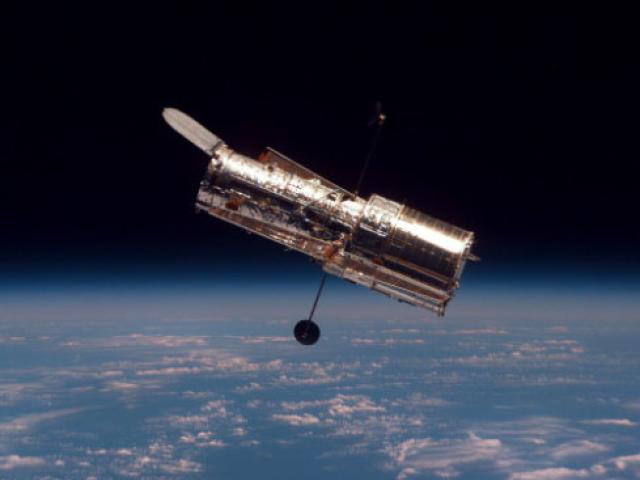 Hubble Floats Free