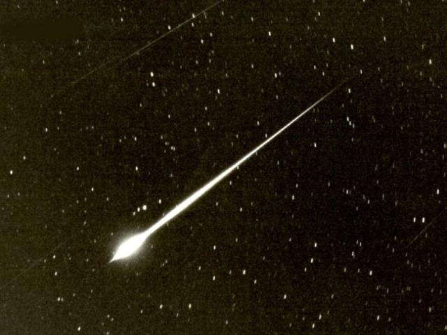 A Leonid Fireball From 1966