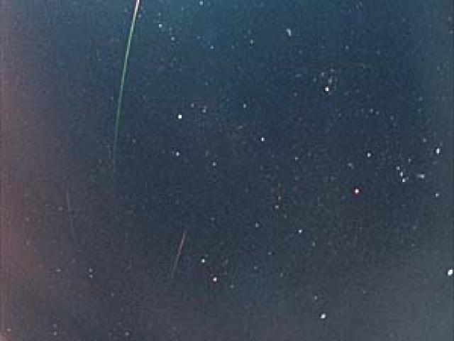 A Leonid Bolide Over Kansas