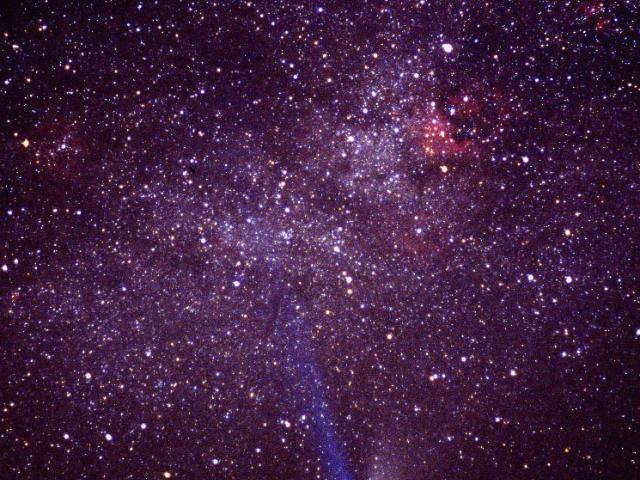 Exploring Comet Tails