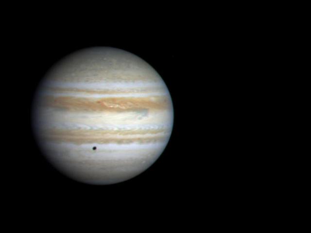 Cassini Spacecraft Approaches Jupiter