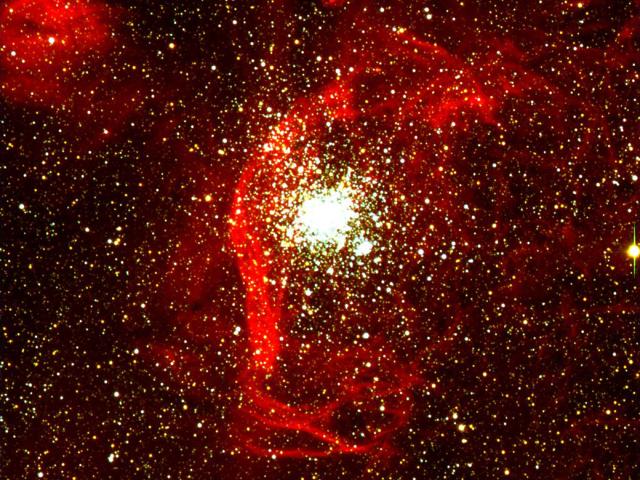 NGC 1850: Gas Clouds and Star Clusters