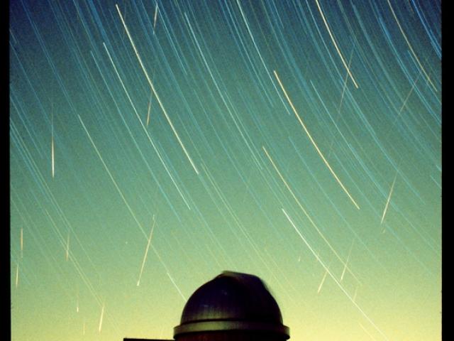 Leonids Over Korean Observatory