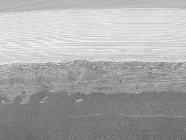 Water Ice Imaged in Martian Polar Cap