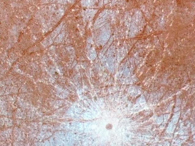 Pwyll: Icy Crater of Europa