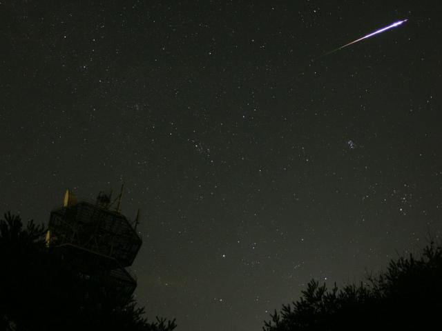 Perseid Fireball Over Japan
