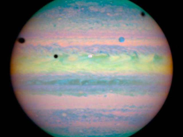Pastel Planet, Triple Eclipse