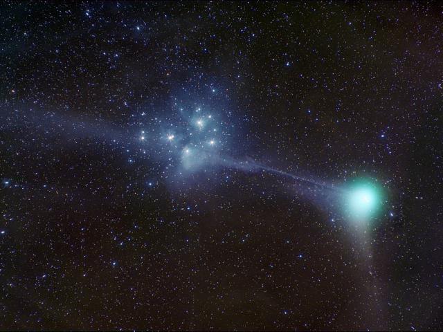Machholz Meets the Pleiades