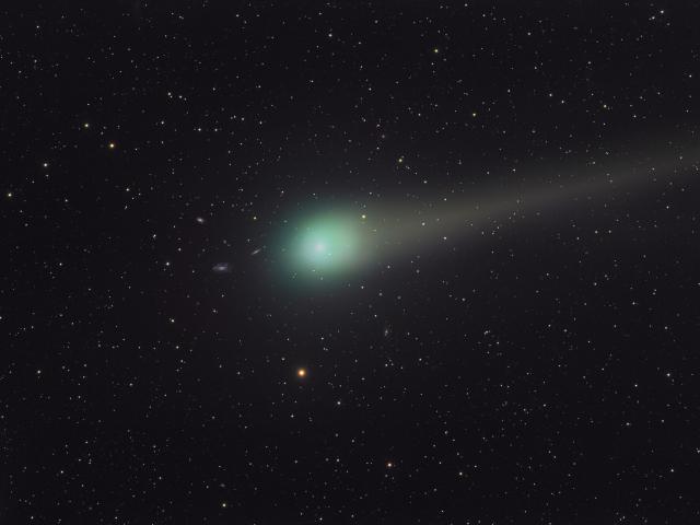 Comet Lulin and Distant Galaxies