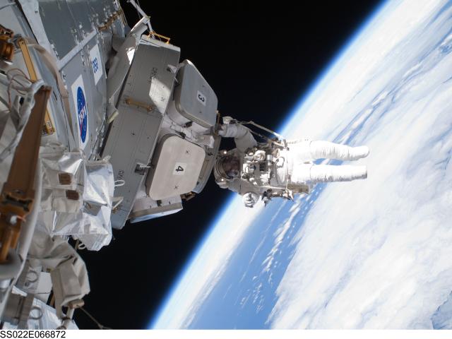 Astronaut Installs Panoramic Space Window