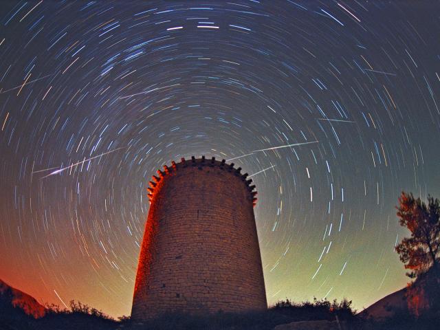 Leonids Above Torre de la Guaita