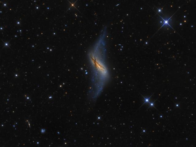 Polar Ring Galaxy NGC 660