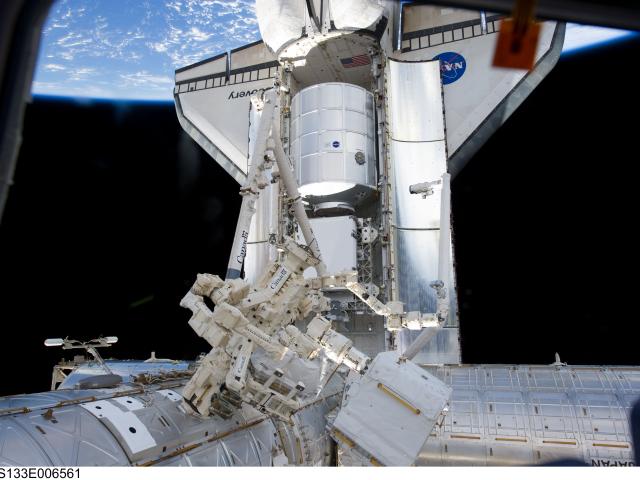 Discovery Visits the Space Station