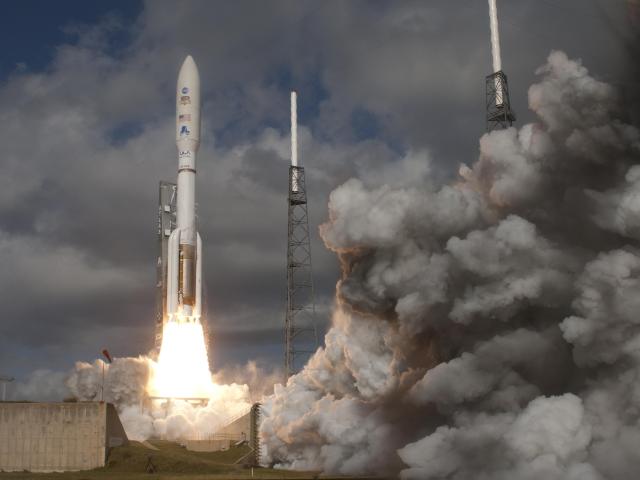 Curiosity Rover Lifts Off for Mars