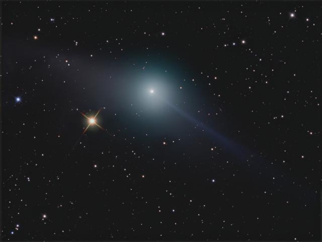 The Opposing Tails of Comet Garradd