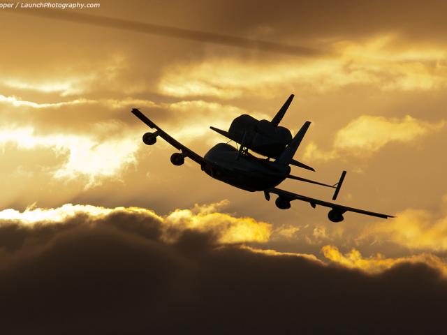Discovery Departs