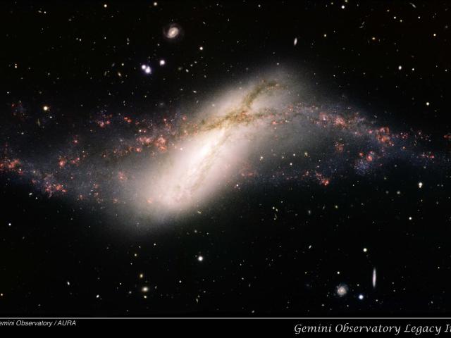Polar Ring Galaxy NGC 660