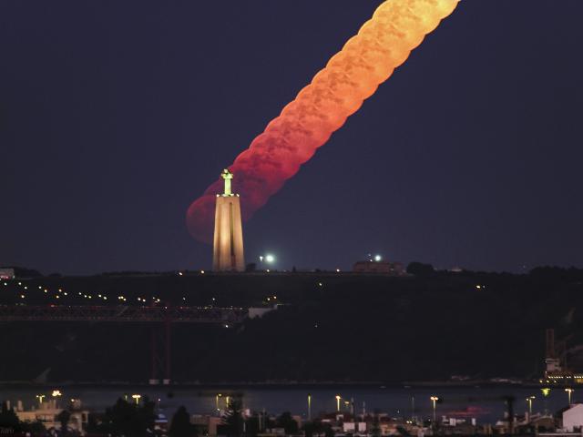 Lisbon Honey Moon