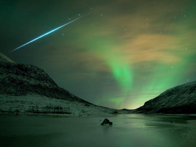 Aurora Shimmer Meteor Flash