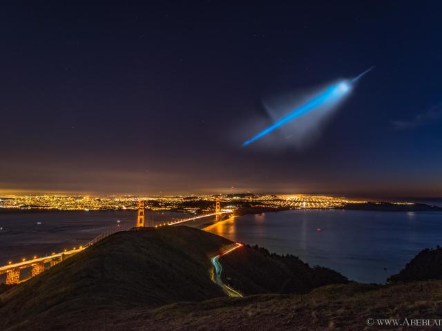 An Unexpected Rocket Plume over San Francisco