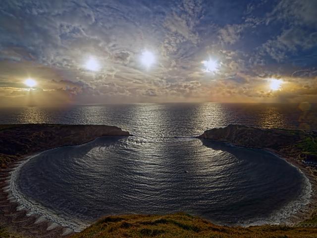 Solstice Sun at Lulworth Cove