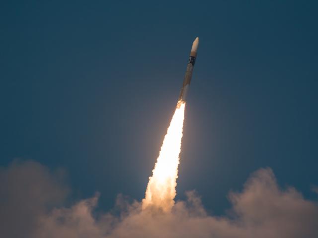Hitomi Launches