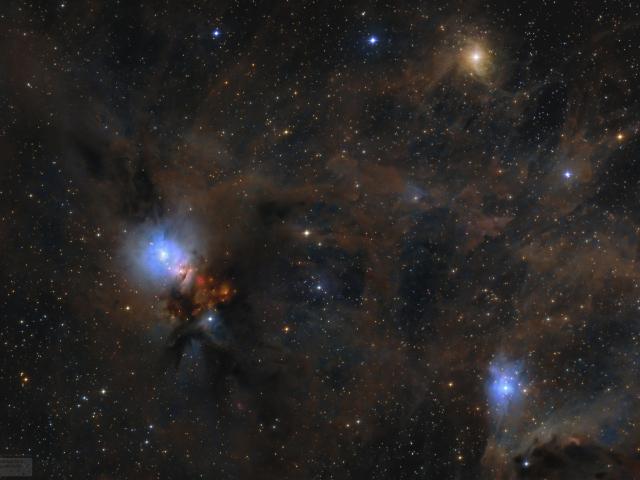 Stardust in the Perseus Molecular cloud