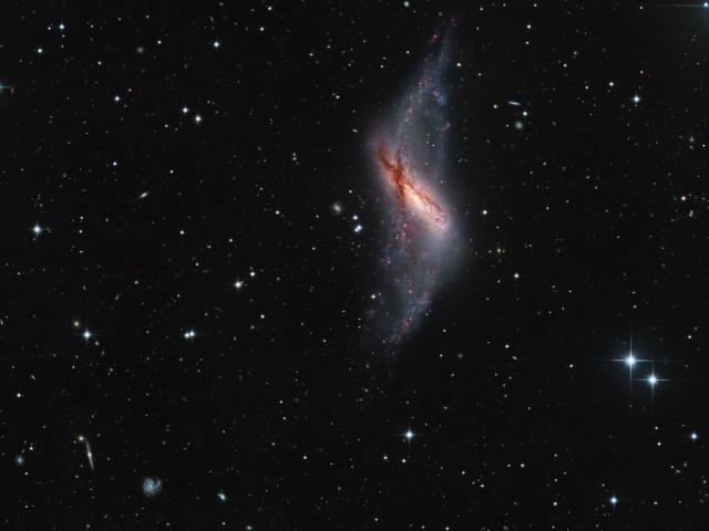 Polar Ring Galaxy NGC 660
