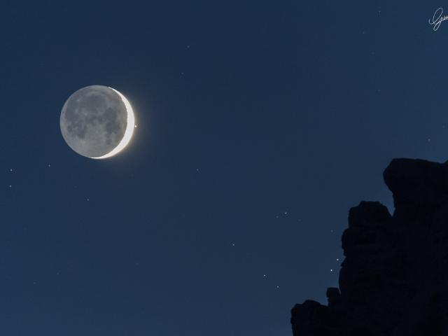 The Bull’s Eye and the Young Moon