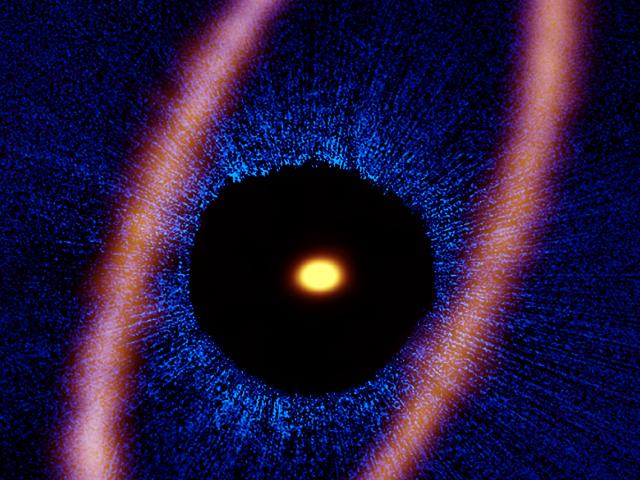 Ice Ring around Nearby Star Fomalhaut