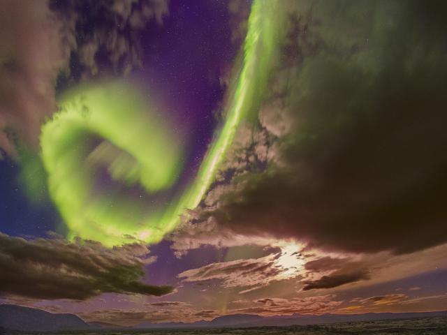 Spiral Aurora over Icelandic Divide