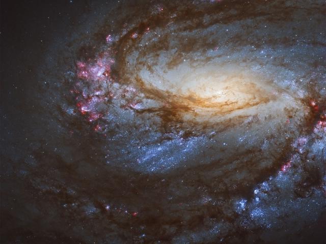Spiral Galaxy M66 from Hubble