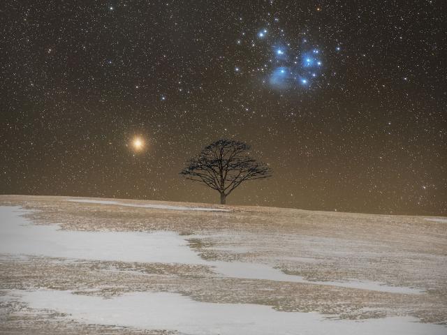 Mars and the Pleiades Beyond Vinegar Hill