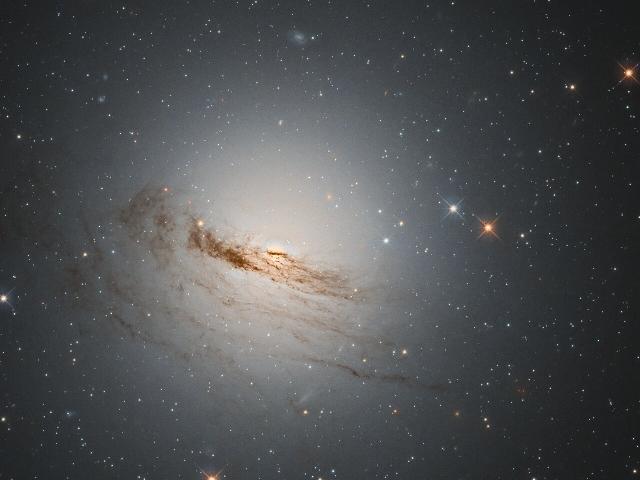 Threads of NGC 1947