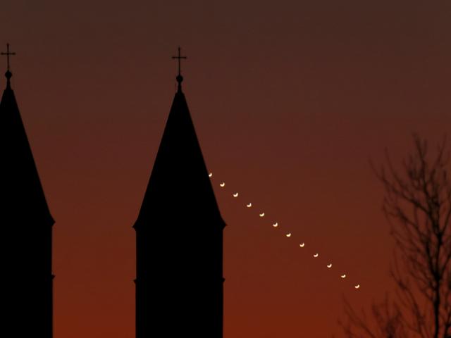 The Last Days of Venus as the Evening Star