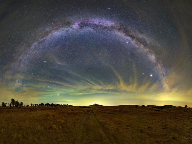 Stars and Planets over Portugal
