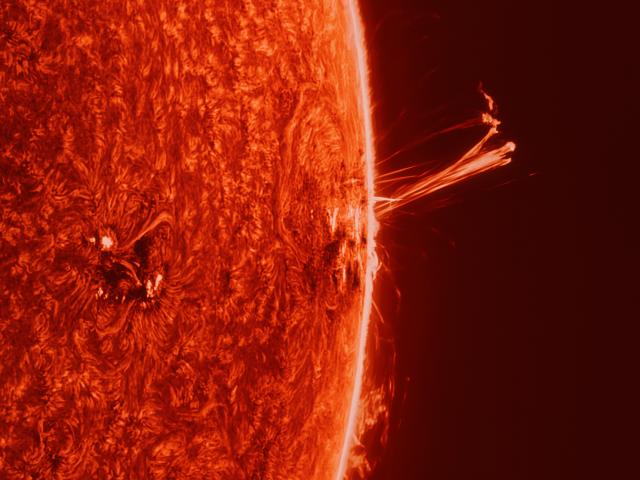 AR 3664 at the Suns Edge