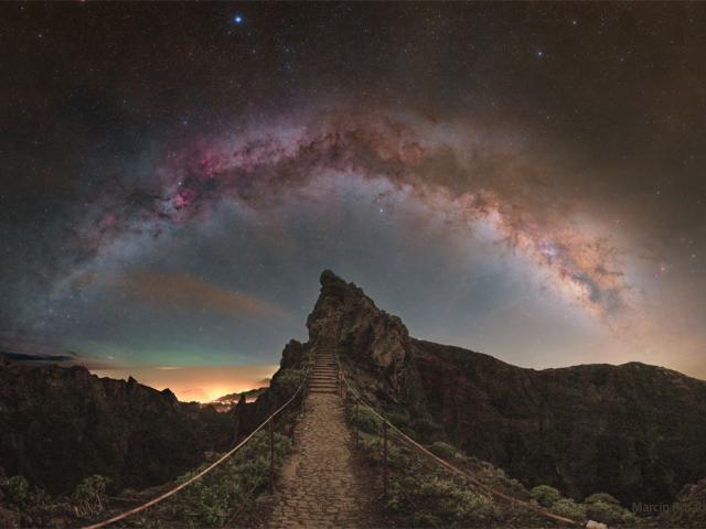 Stairway to the Milky Way