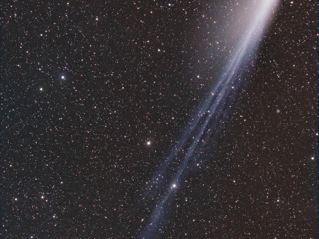 Comet Pons Brooks Develops Opposing Tails