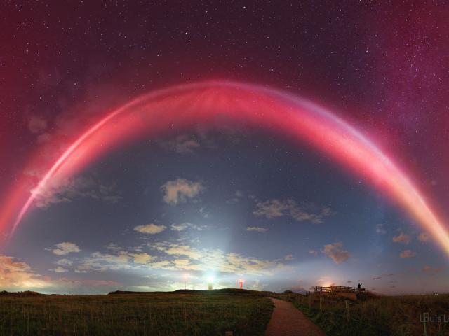 STEVE: A Glowing River over France