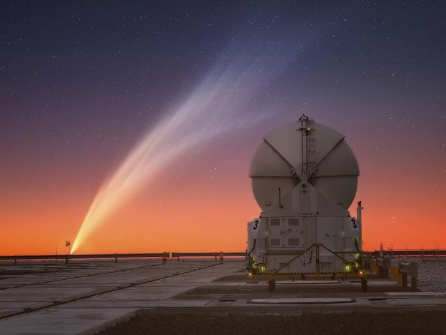 Comet G3 ATLAS: a Tail and a Telescope
