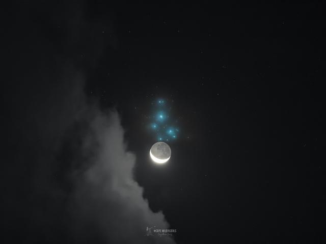 Moon Visits Sister Stars