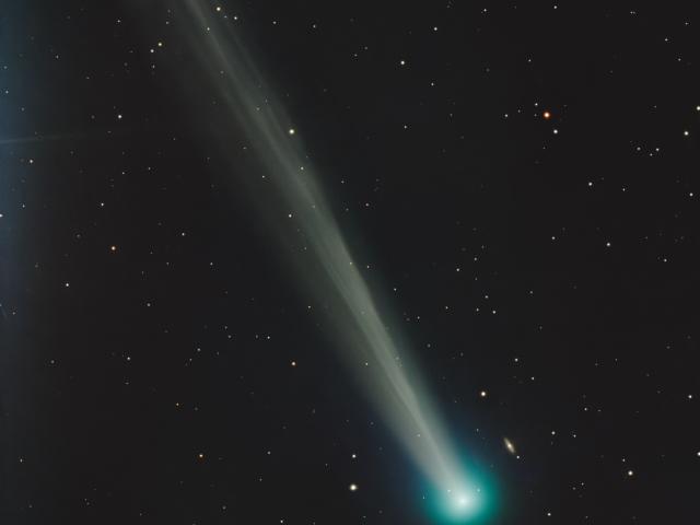 Comet C/2025 R2 SWAN