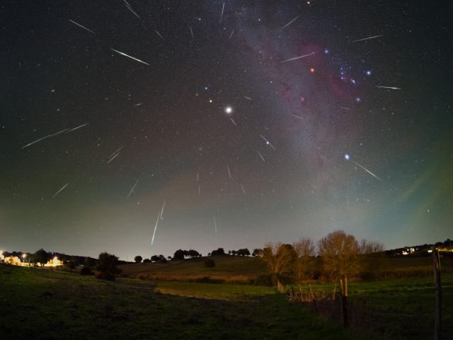 Jupiter and the Meteors from Gemini