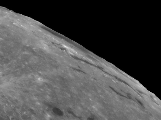 Western Moon, Eastern Sea