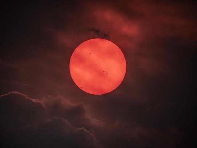 Red Sun through Wildfire Smoke