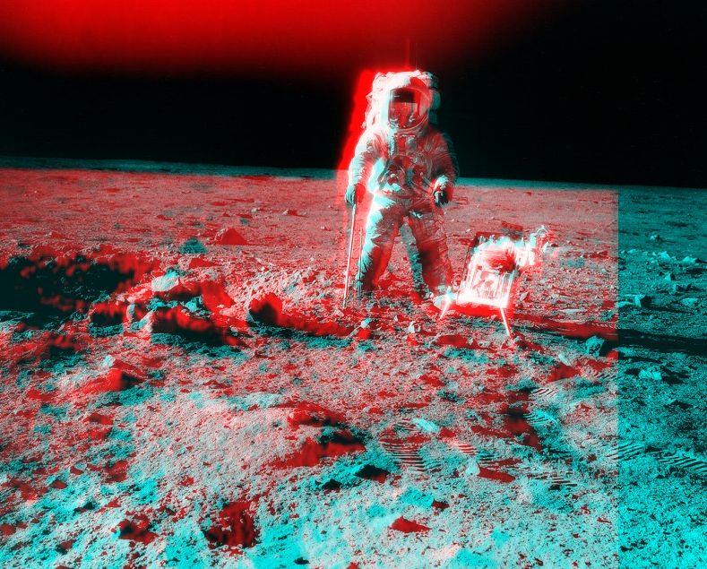 Apollo 12: Stereo View Near Surveyor Crater