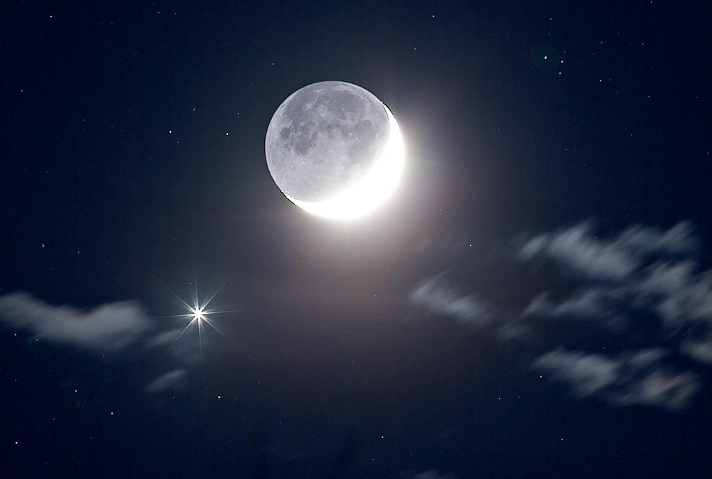 Venus Near the Moon