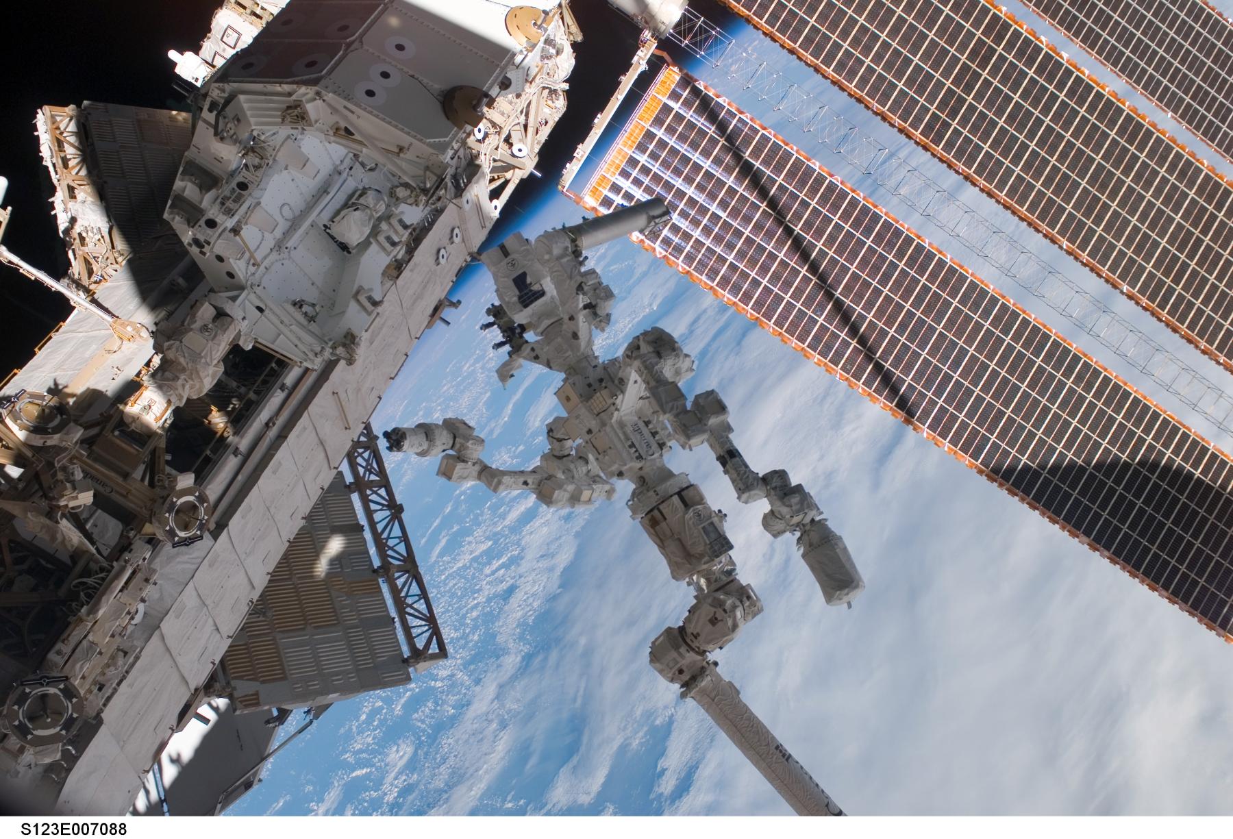 New Space Station Robot Asks to be Called Dextre the Magnificent